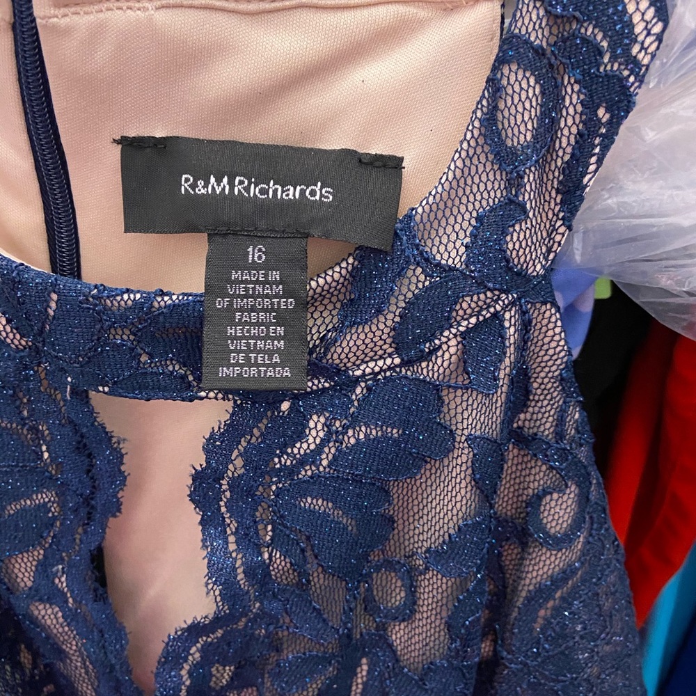 Mother of the Bride dress - Picture 11 of 15